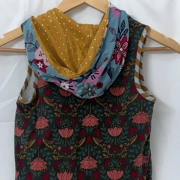 Girls Matilda Jane Hooded Vest Size 10 Floral & Polka Dots EUC - Picture 6 of 7